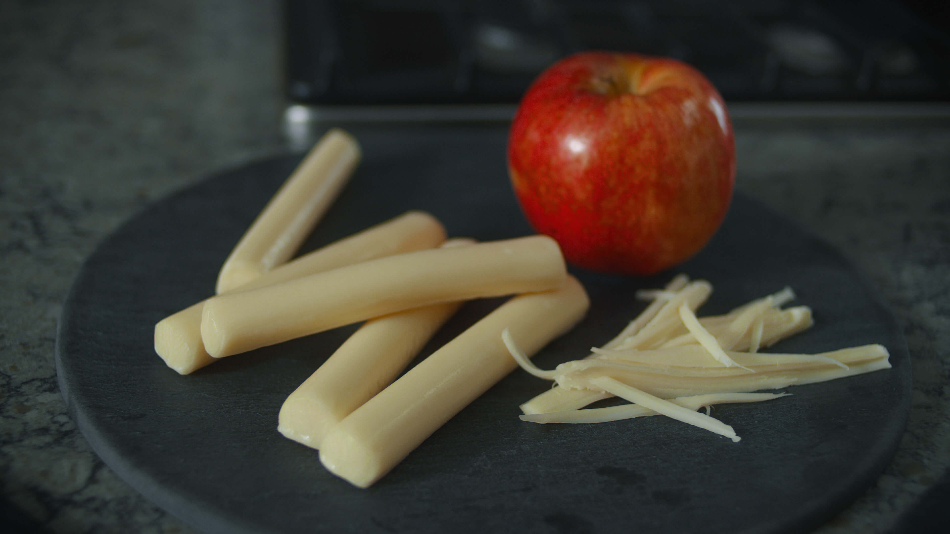 72920MozzarellaStringCheese.jpg 72920MozzarellaStringCheese.jpg